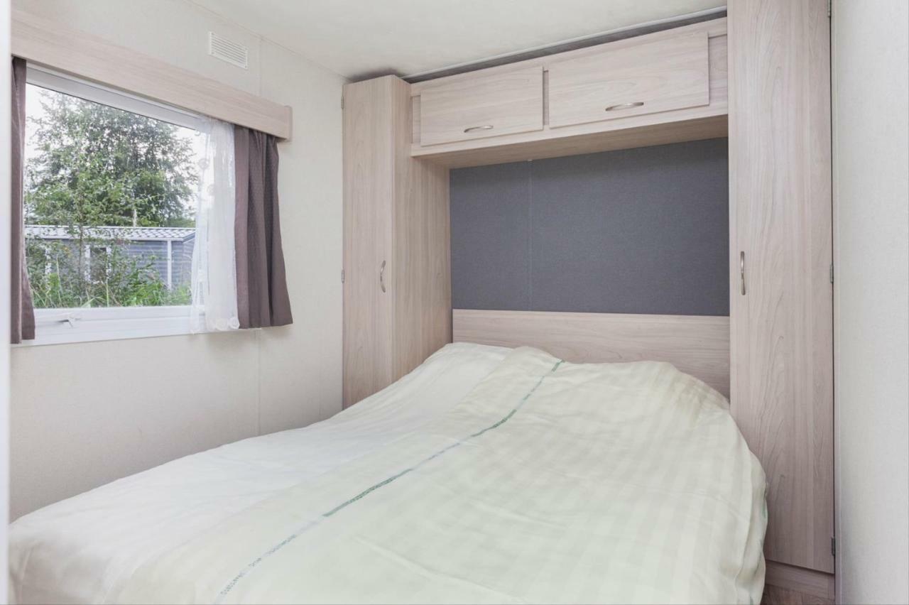 Mb Zeeuwse Mobile Home Hoek Exterior photo